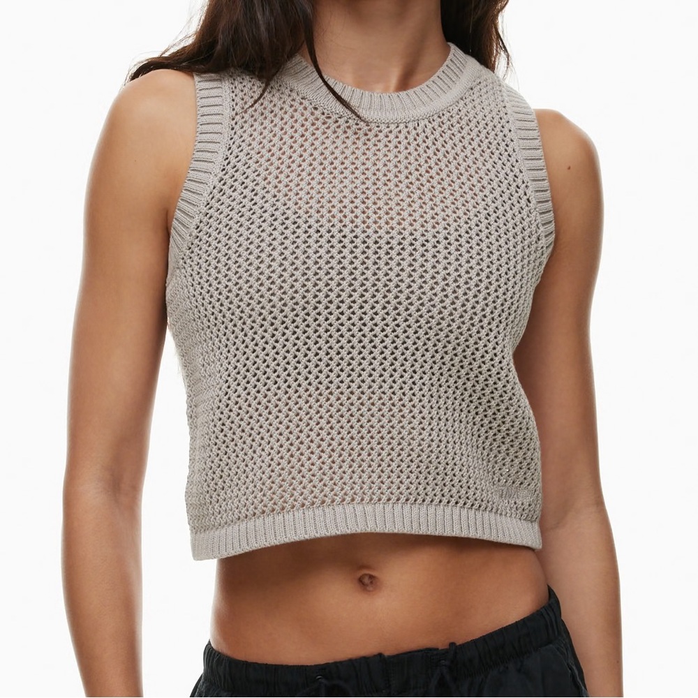 Aritzia TNA Docks Top